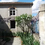 Bed & Breakfast L'isle De Bourbon 3*