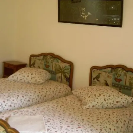 L'isle De Bourbon Le Gué-de-Velluire