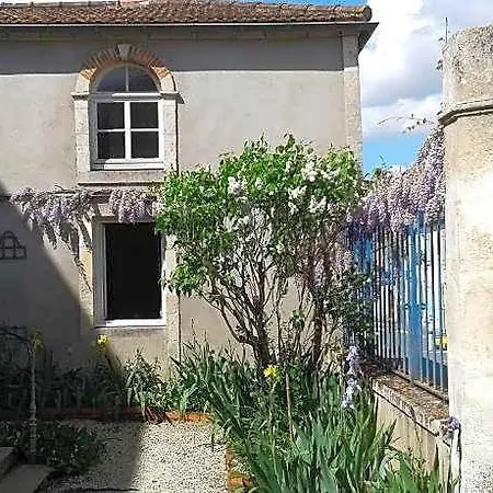L'isle De Bourbon Bed & Breakfast Le Gue-de-Velluire