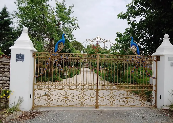 L'isle De Bourbon Couette-café 3*