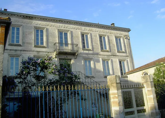 L'isle De Bourbon 3* Le Gué-de-Velluire